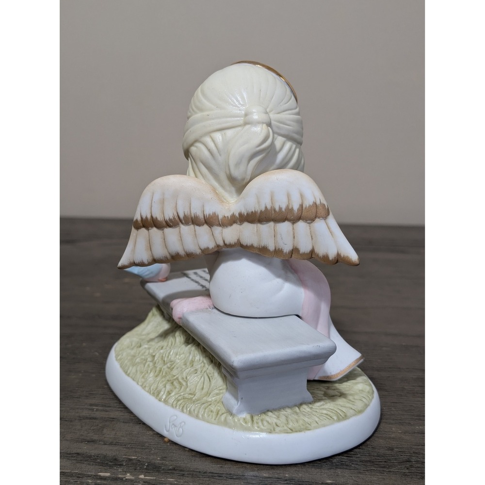 Precious Moments Figurine Heaven's Embrace Angel Excellent with blue bird - Picture 4 of 7